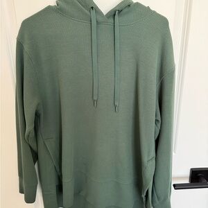 90 Degree By Reflex Women's Green Hoodie